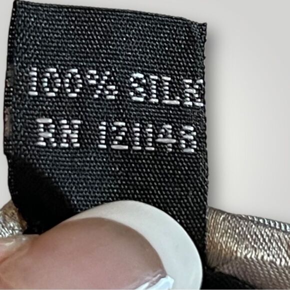 Kenneth Cole Silk Tie - Picture 3 of 3